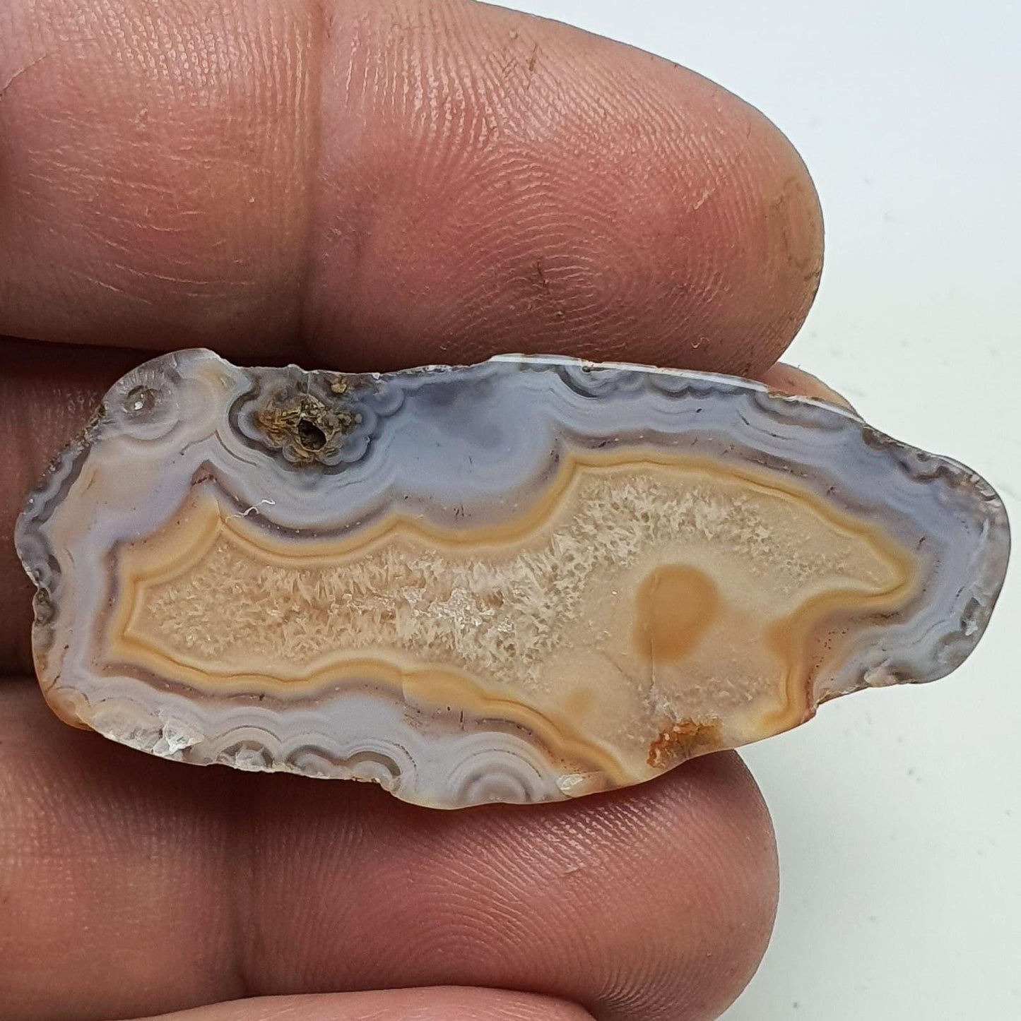 Agate du malawi ( demi-nodule)
