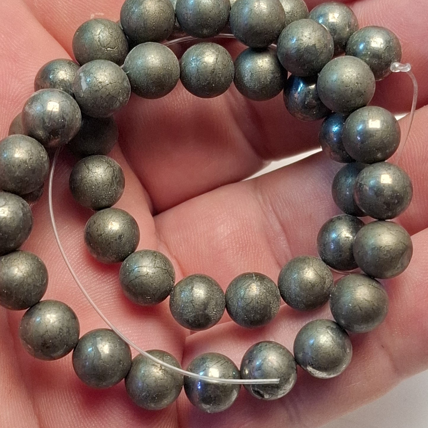Perles Pyrite 8mm, corde 40cm perles rondes naturelles