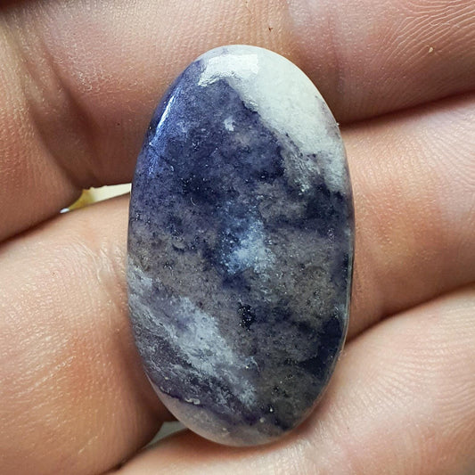 Cabochon fluorite opalisée