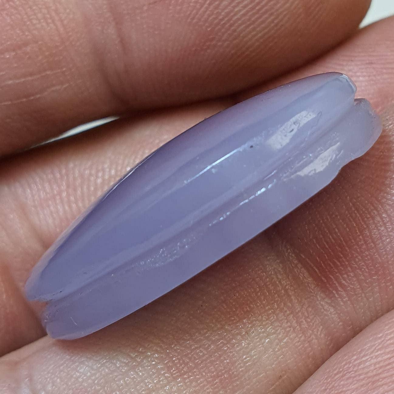 Cabochon fluorite yttrium rainurée