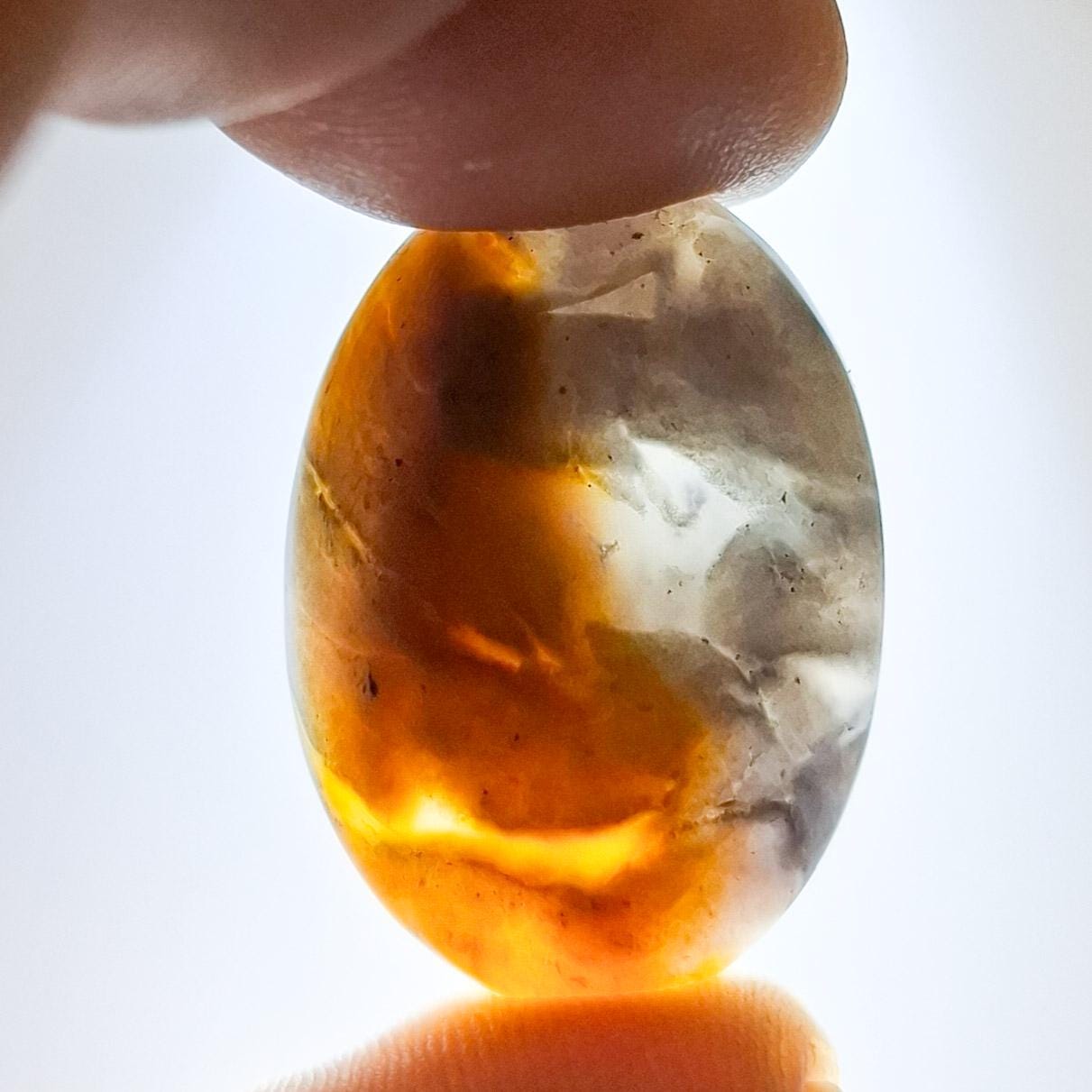 Cabochon agate pourpre