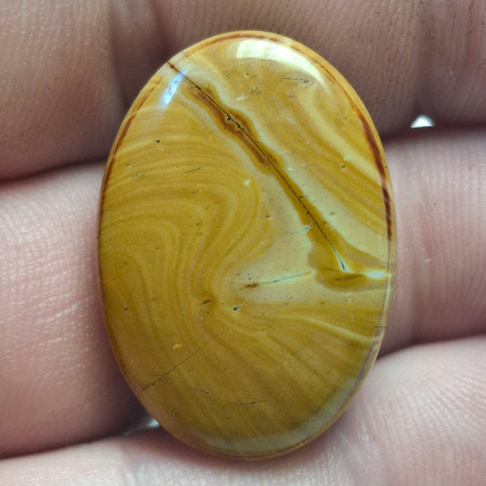Cabochon Dolomite Wave