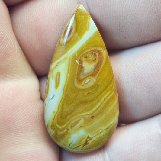 Cabochon Dolomite Wave