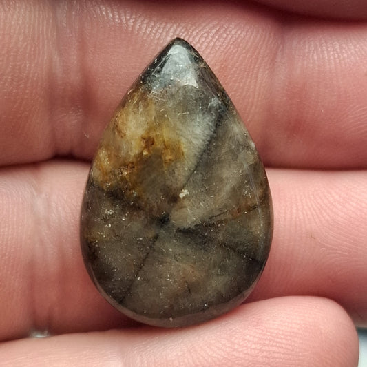 Cabochon Chiastolite
