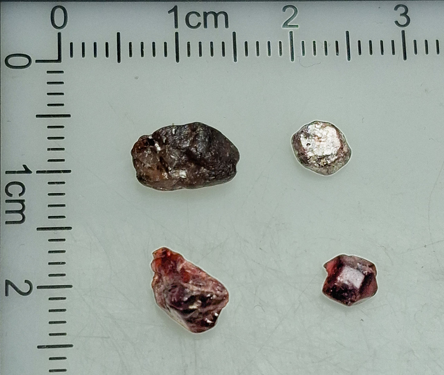 Lot Zircon et Grenat Brut de Haute-Loire
