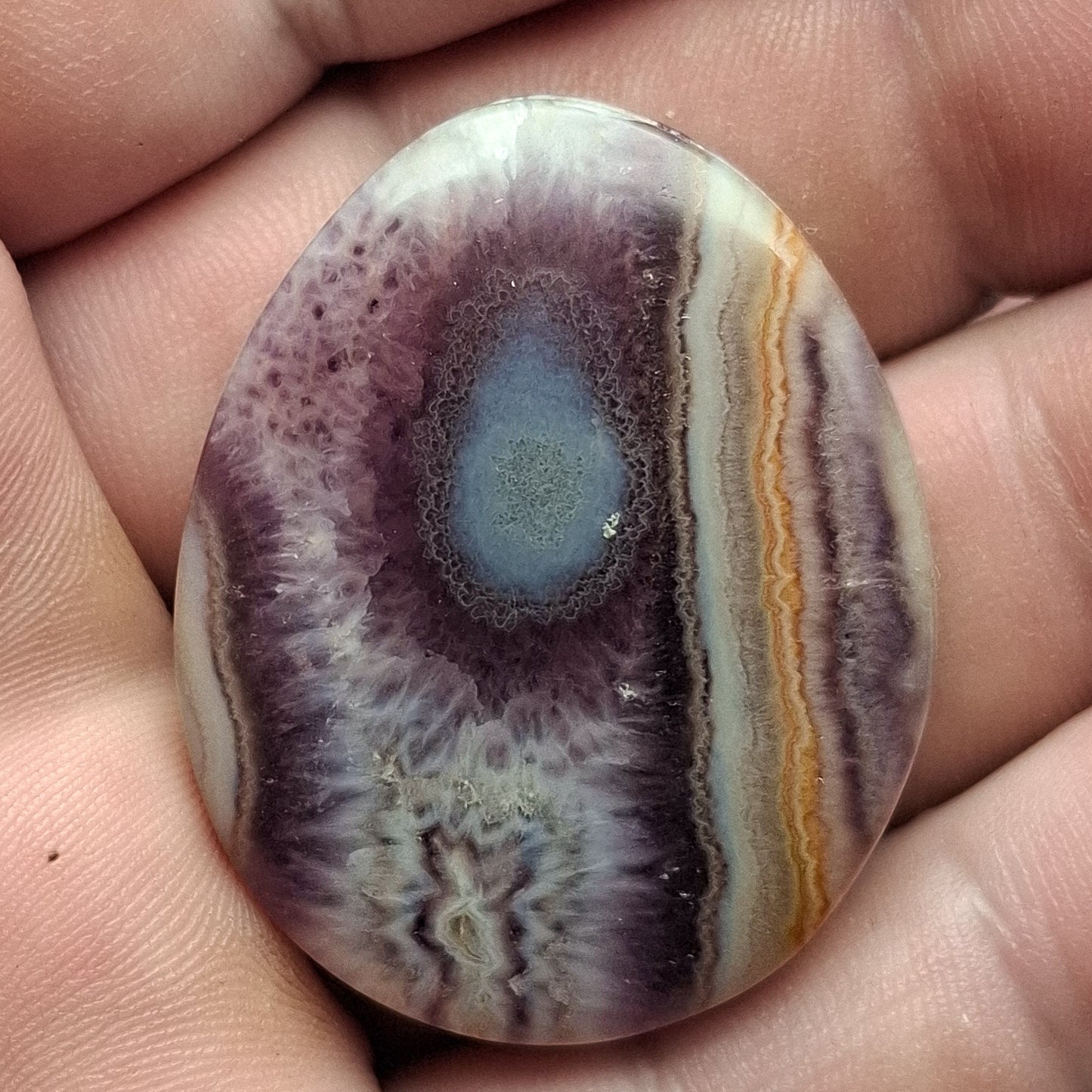 Cabochon agate de chatelperron rainurée